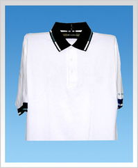 萬(wàn)寶利服裝廠白色針織T恤 中山服裝產(chǎn)業(yè)的經(jīng)典服飾單品